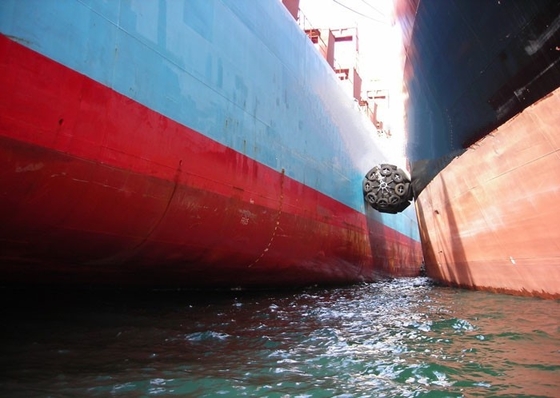 50Kpa Pneumatyczna łódź rybacka Platforma offshore Gumowy błotnik na statek
