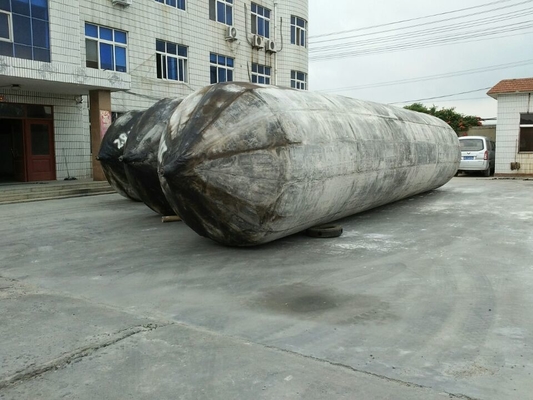 Wyposażenie na łodzie morskiej Airbag dostawca do uruchamiania statku Customized rozmiar naturalny gumy