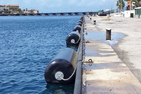 Powłoka polimocznikowa Marine Floating EVA Fender Closed Cell z wysokiej jakości cumowaniem statków