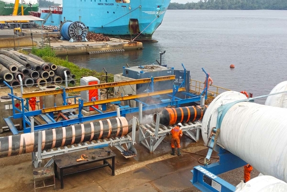 Producenci elastycznych morskich węży pływających Zrzut oleju z smoczka kołnierzowego Dredge Sand Mud Oil