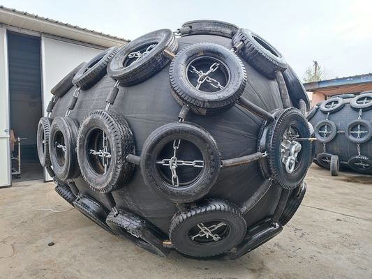 Pneumatyczny gumowy Yokohama Marine Fender