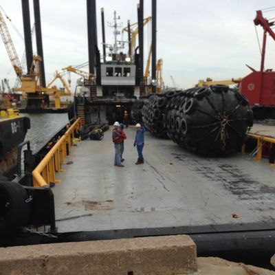 Nadmuchiwany pneumatyczny błotnik Yokohama pływający błotnik dokujący 50 kpa