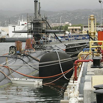 Hydropneumatyczne gumowe błotniki do lotniskowców