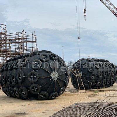 Wysokociśnieniowy pneumatyczny gumowy błotnik do dokowania Yokohama 80kpa
